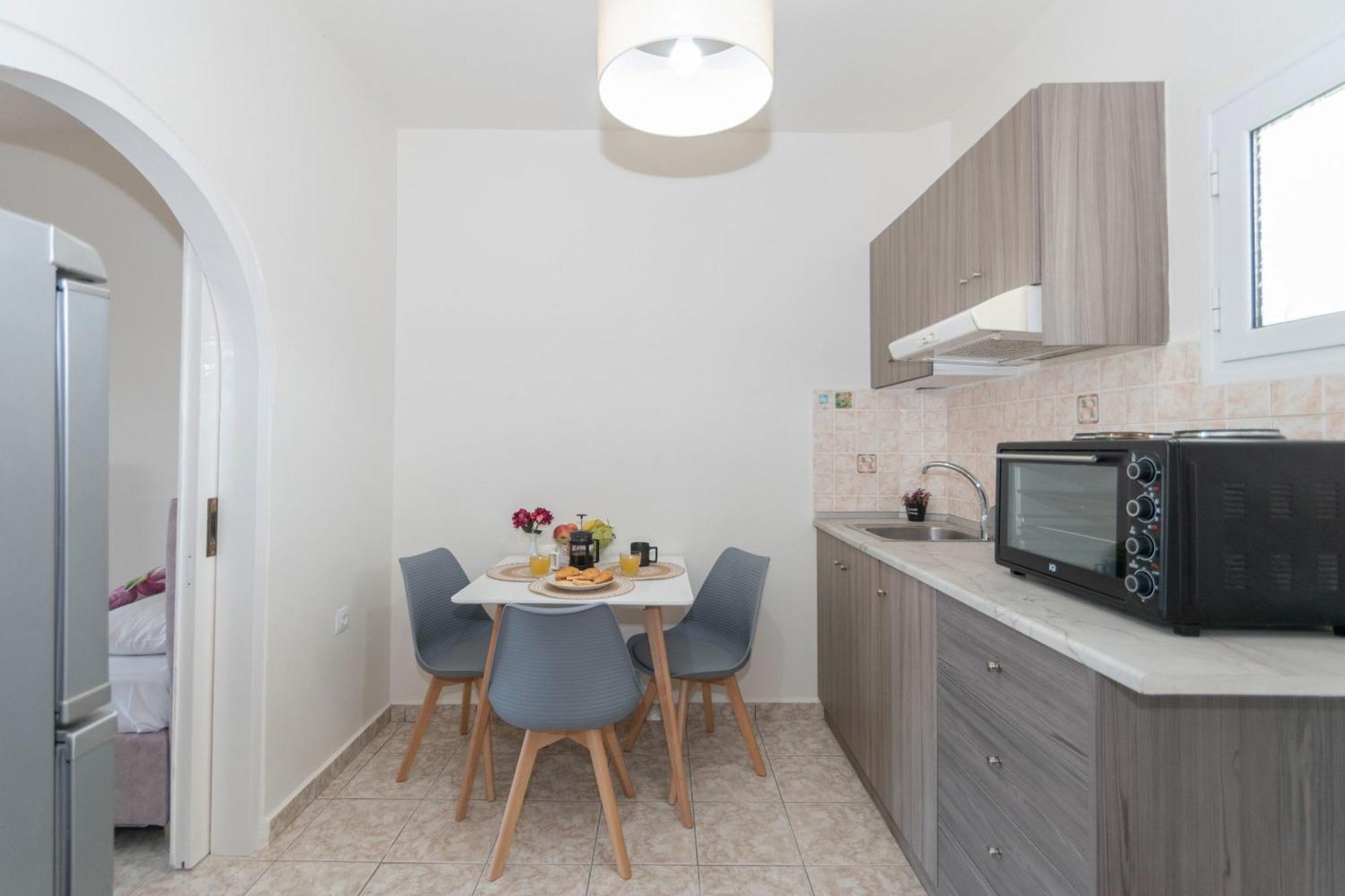 Kamara Apartments اليكاناس المظهر الخارجي الصورة