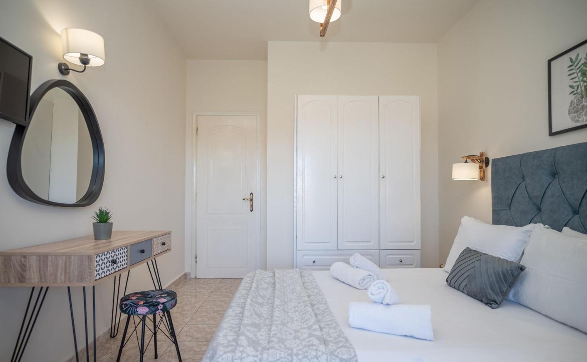 Kamara Apartments اليكاناس المظهر الخارجي الصورة